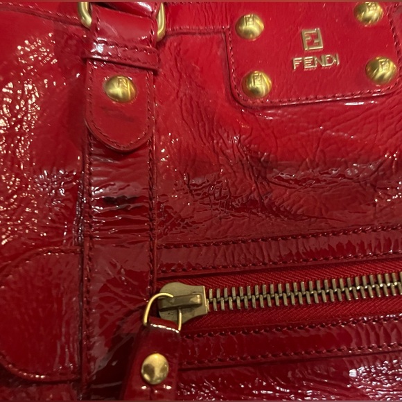 Fendi preloved red patent leather lg bag - Picture 3 of 9